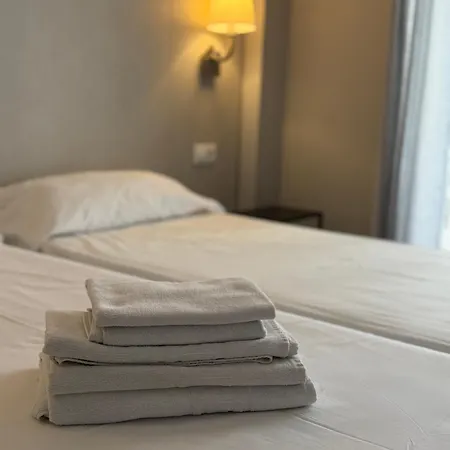 Hotel Bed And Breakfast Benidorm מלון