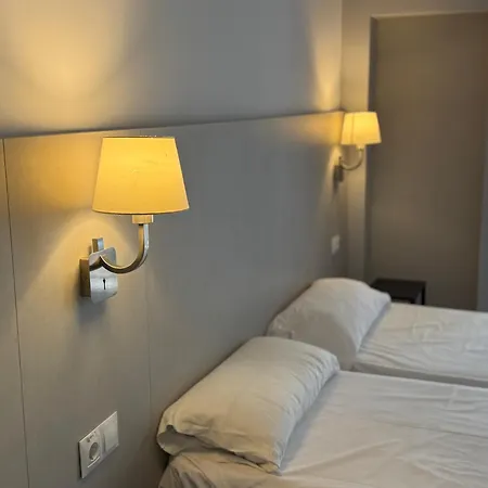 Hotel Bed And Breakfast Benidorm 2* בנידורם